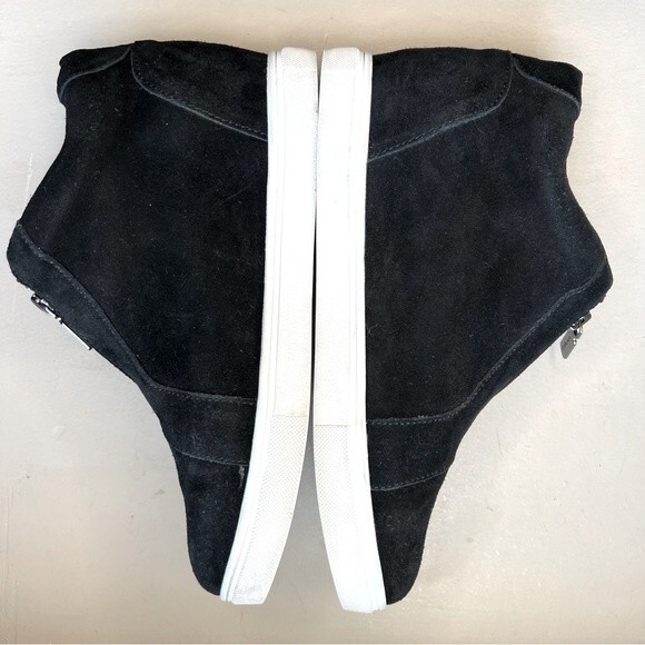 Blondo Black Suede Zipper Front Hidden Heel Waterproof Sneaker Shoes Size 8.5 - Picture 7 of 15